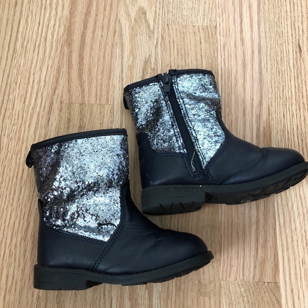 Carter’s Navy Blue Sequin Ankle Boots Sz 6